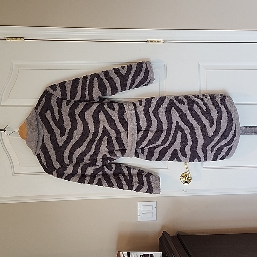 Cozy Robe S/M Gray Stripe - Picture 2 of 3